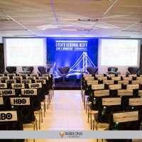 Backdrop Fundo de Palco Para Eventos com Sarrafo e Fechamento em Lona Impressa em Sistema Digital de Alta Resolução 