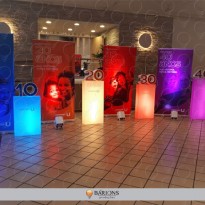 Totem em Acrílico com Iluminação em LED